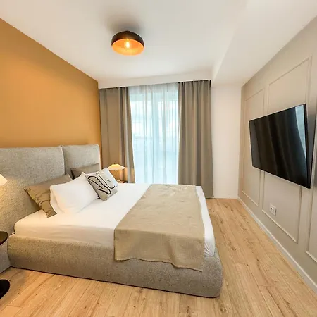 Cityscape Luxe, Modern & Cozy Apartment Brasov Exterior photo